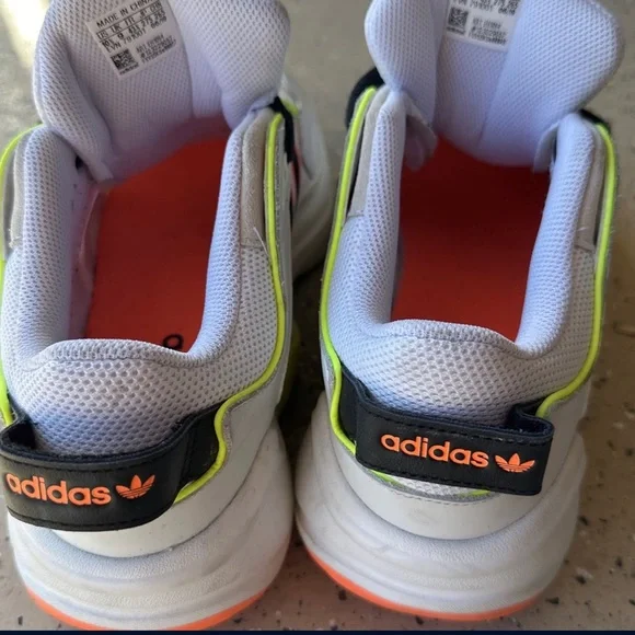 Limited edition White adidas with neon lining - Picture 8 of 9